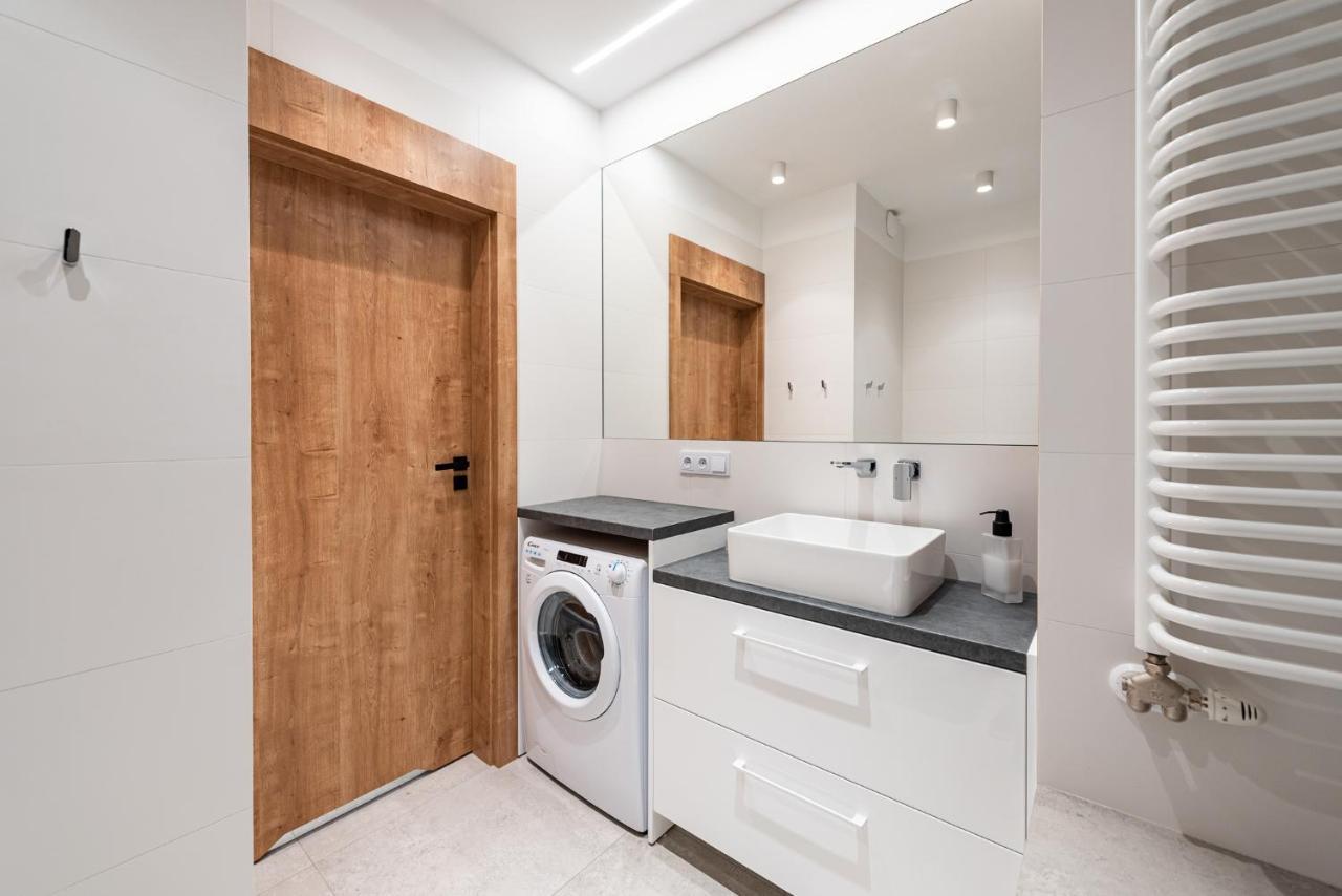 Apartamenty Tespis - Sokolska 30 Towers Катовице Экстерьер фото