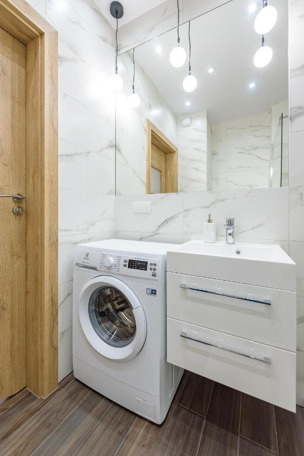 Apartamenty Tespis - Sokolska 30 Towers Катовице Экстерьер фото