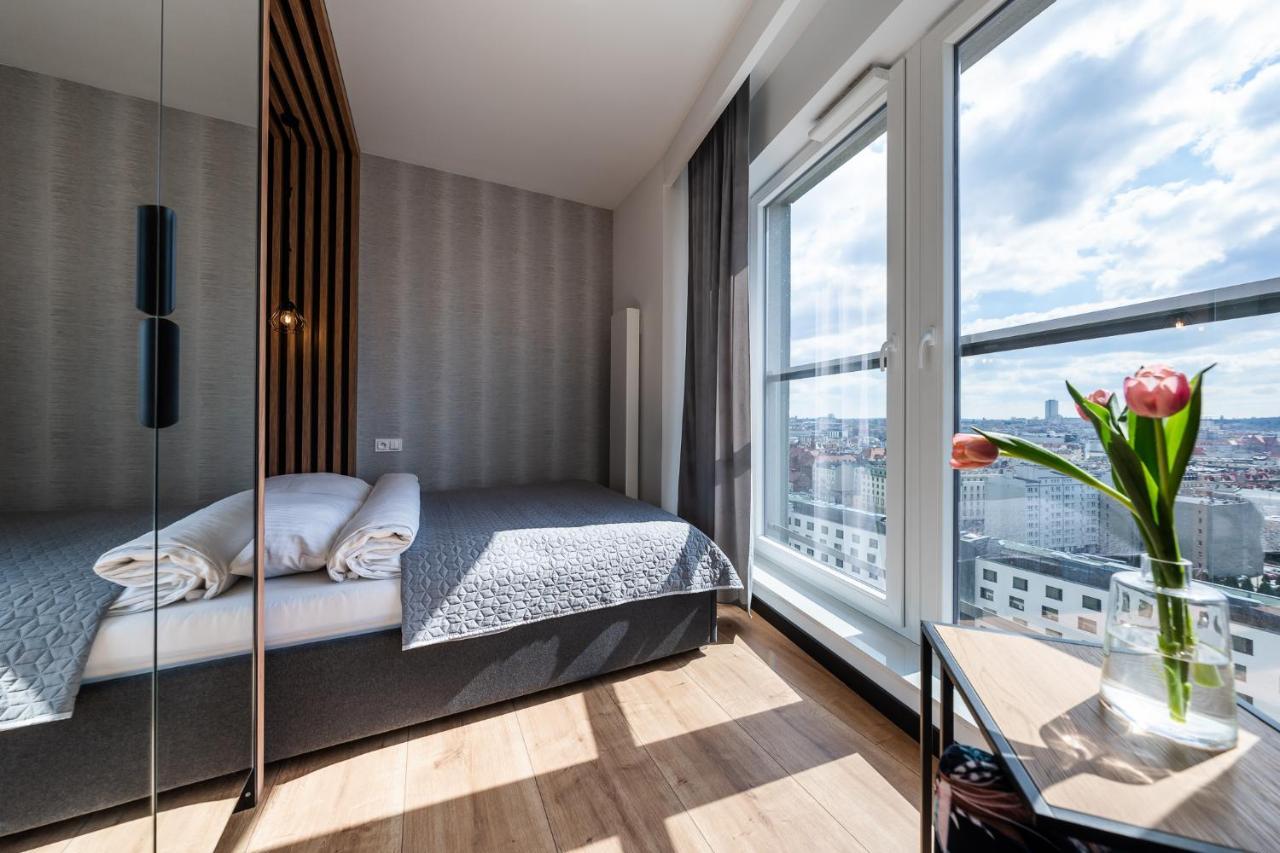 Apartamenty Tespis - Sokolska 30 Towers Катовице Экстерьер фото